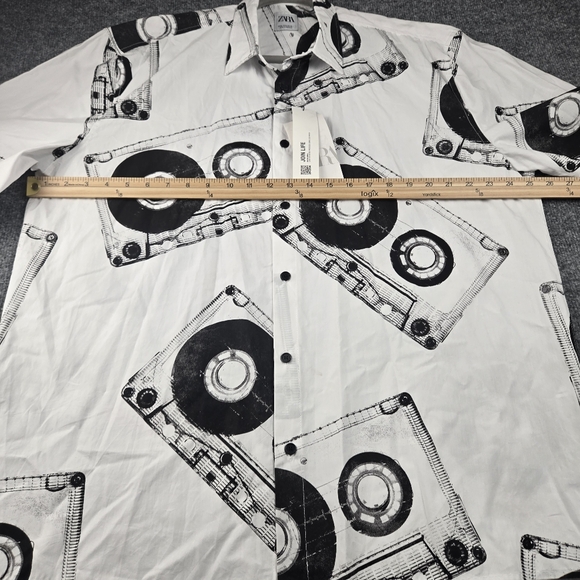 NWT Zara Men's White Shirt with Black Cassette Print Size M - Picture 8 of 11